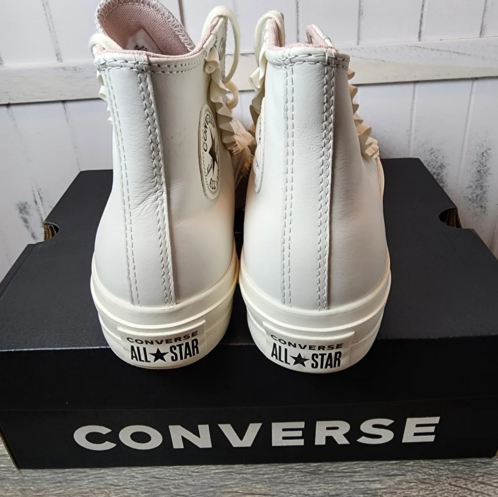 Converse Chuck Taylor All Star Lift Platform Leather Sneakers - Picture 6 of 12